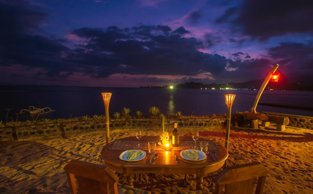 Oceanfront Citakara Sari Villas Candi Dasa  Exterior photo