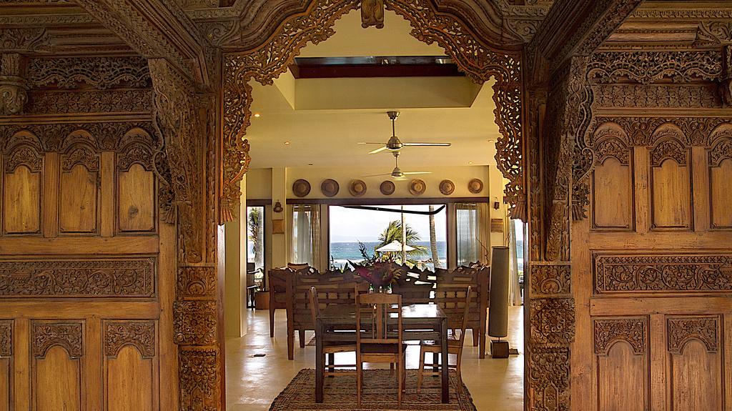 Oceanfront Citakara Sari Villas Candi Dasa  Exterior photo