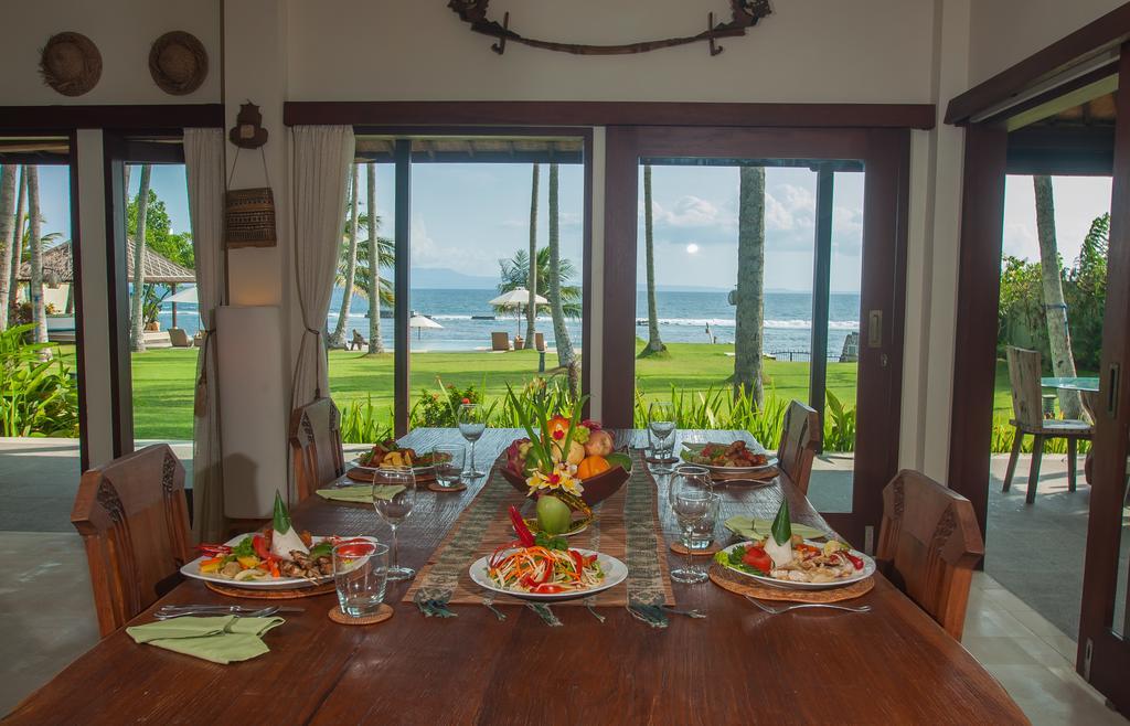 Oceanfront Citakara Sari Villas Candi Dasa  Exterior photo